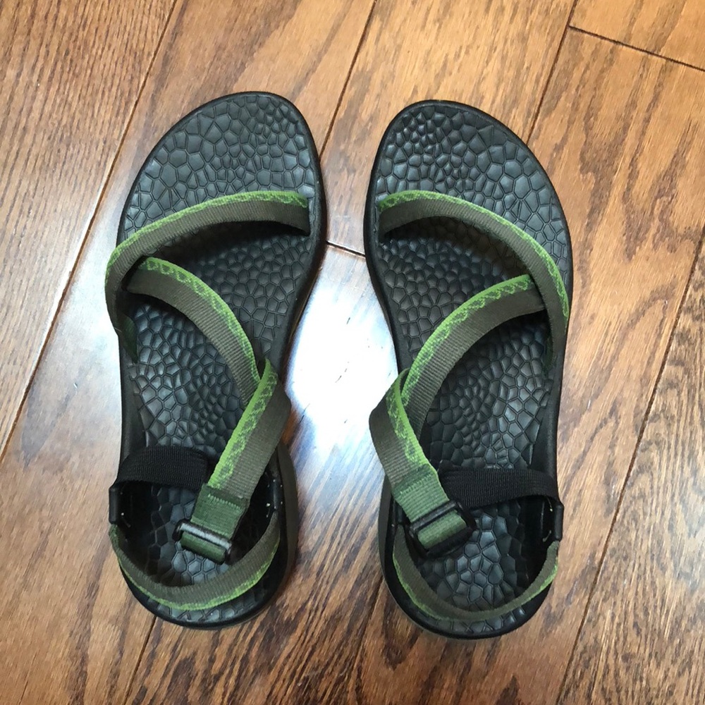 EUC green Chaco sandals - only worn once!